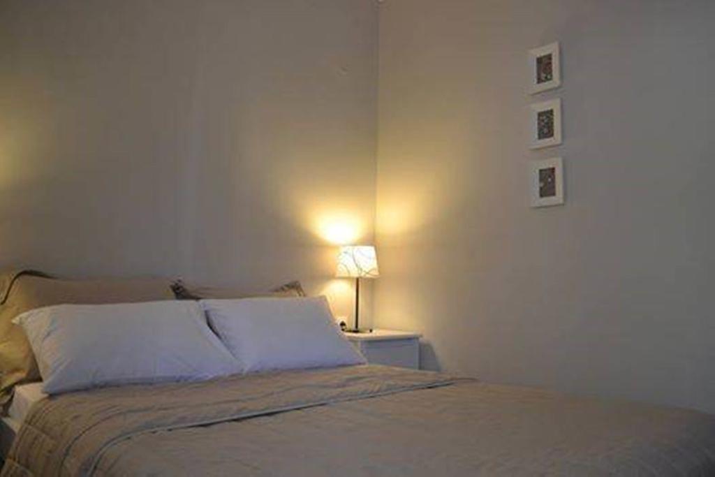 Smaragdi Studios Пефкарі Номер фото